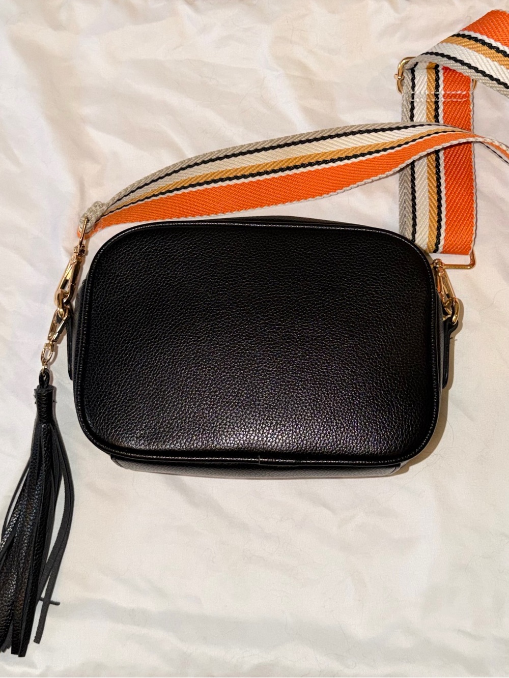 Ah Dorned Black Pebbled Crossbody Bag